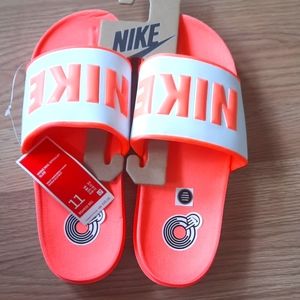 Womens Nike Offcourt Slide